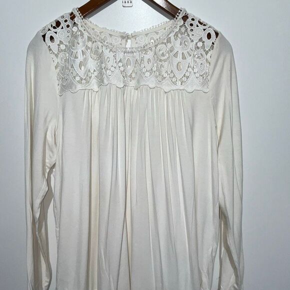Philosophy Tops - Philosophy Womens White Long-Sleeve Crocheted Lace Yoke Tunic Top Size Medium